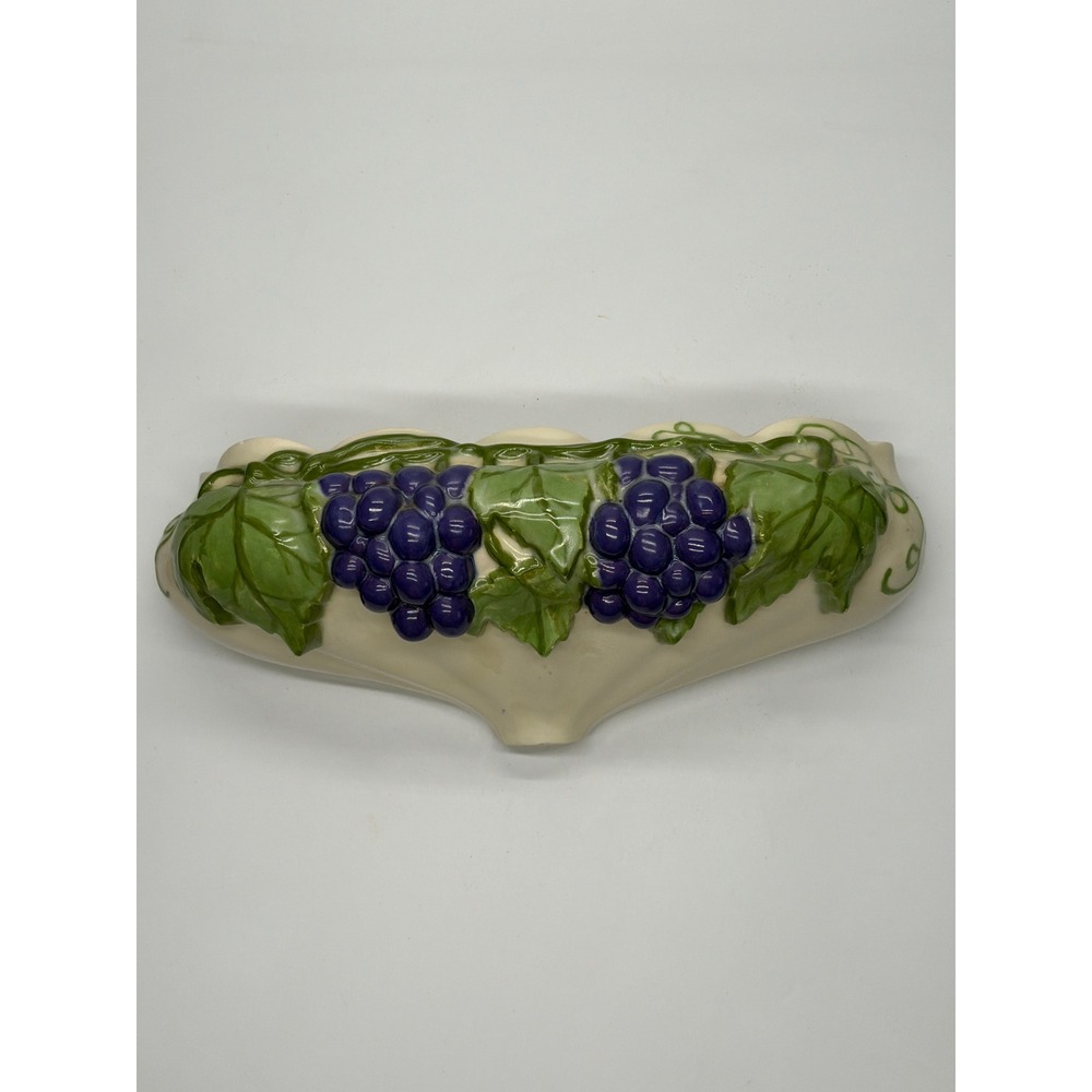Arnels Vintage Ceramic Wall‎ Pocket Planter Purple Grapes Green Leaves 3D Relief